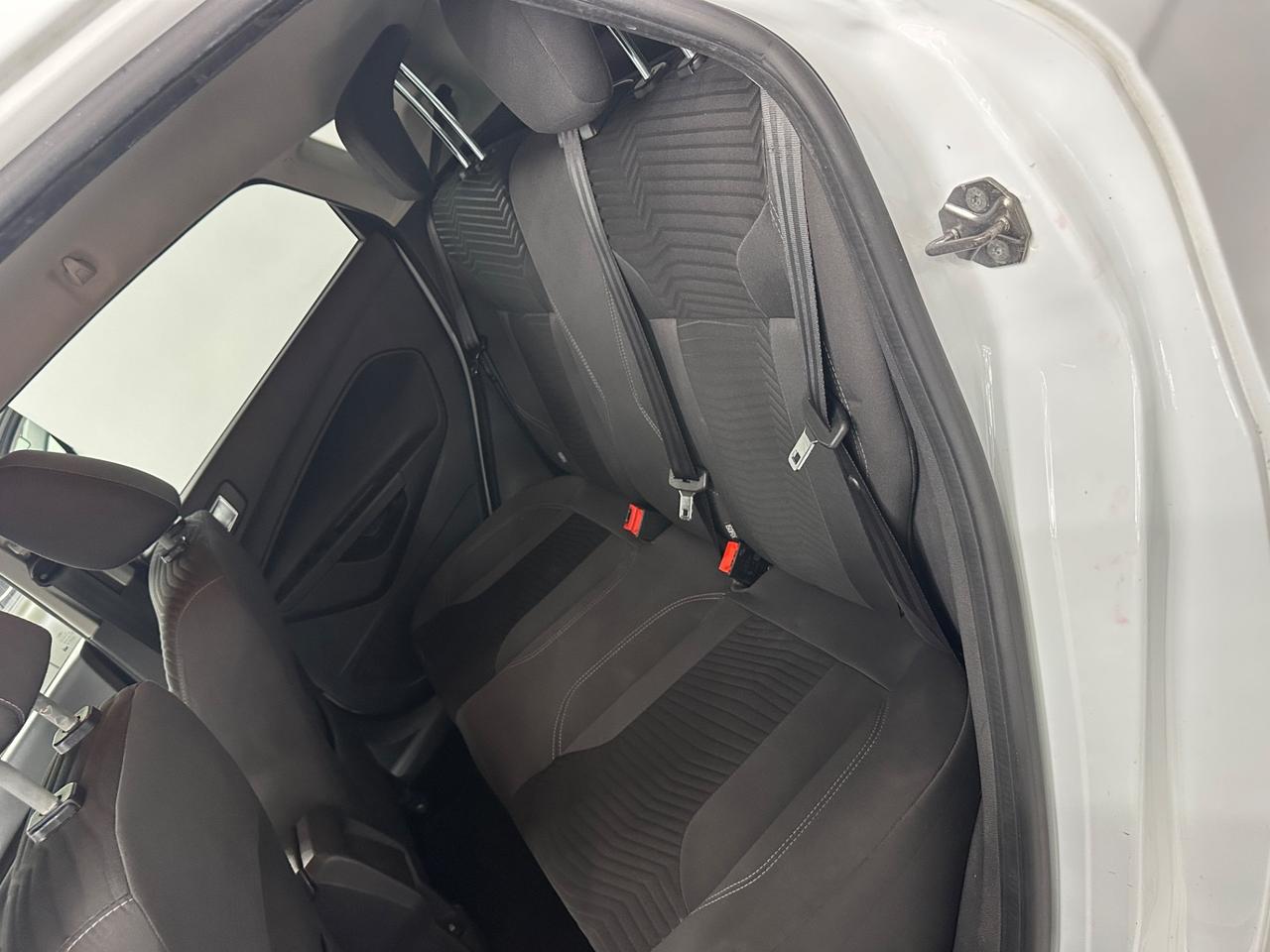 Ford Fiesta 1.5 TDCi 75CV 5 porte Titanium
