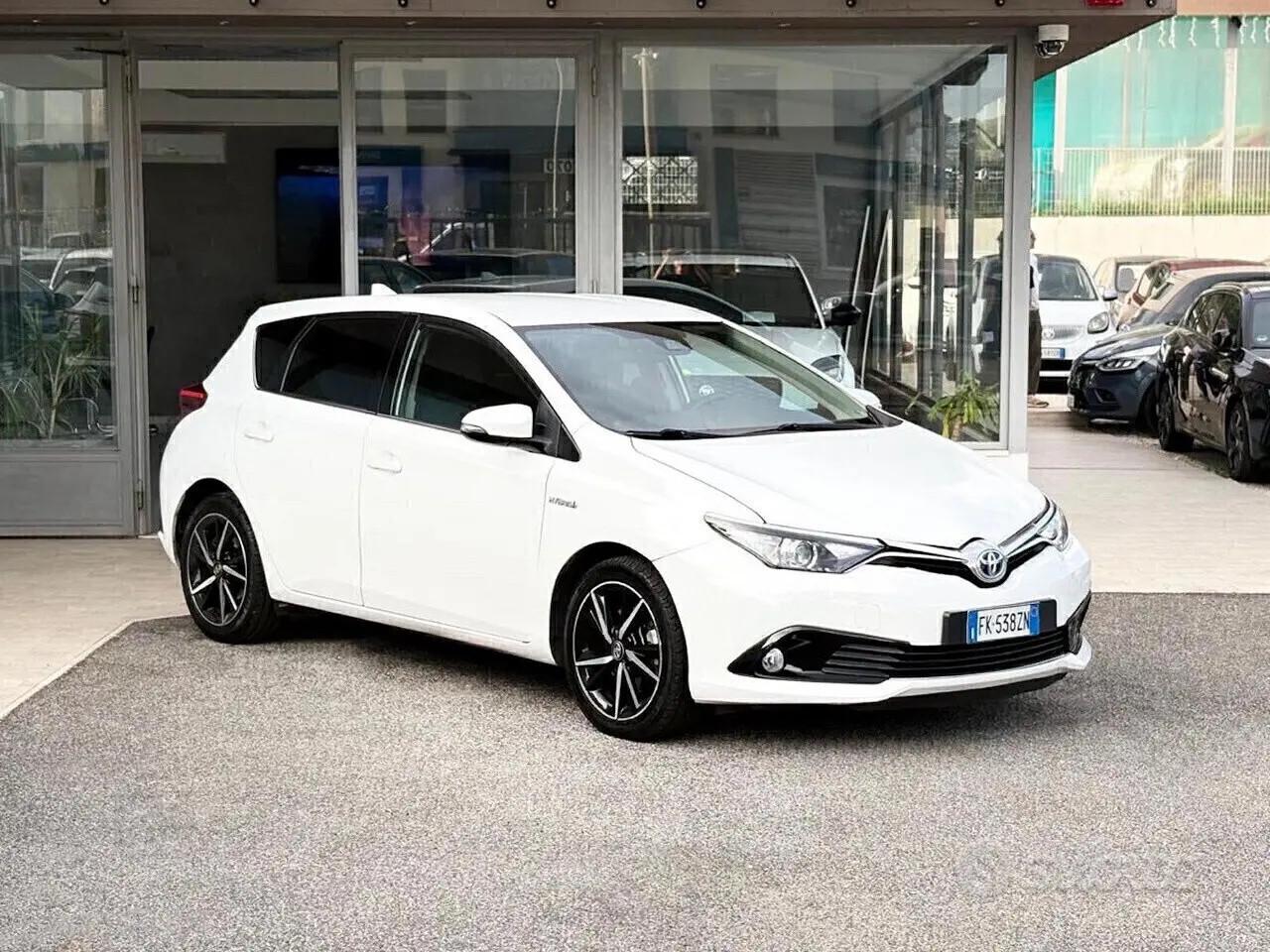 Toyota Auris 1.8 Hybrid 99CV E6 - 2017