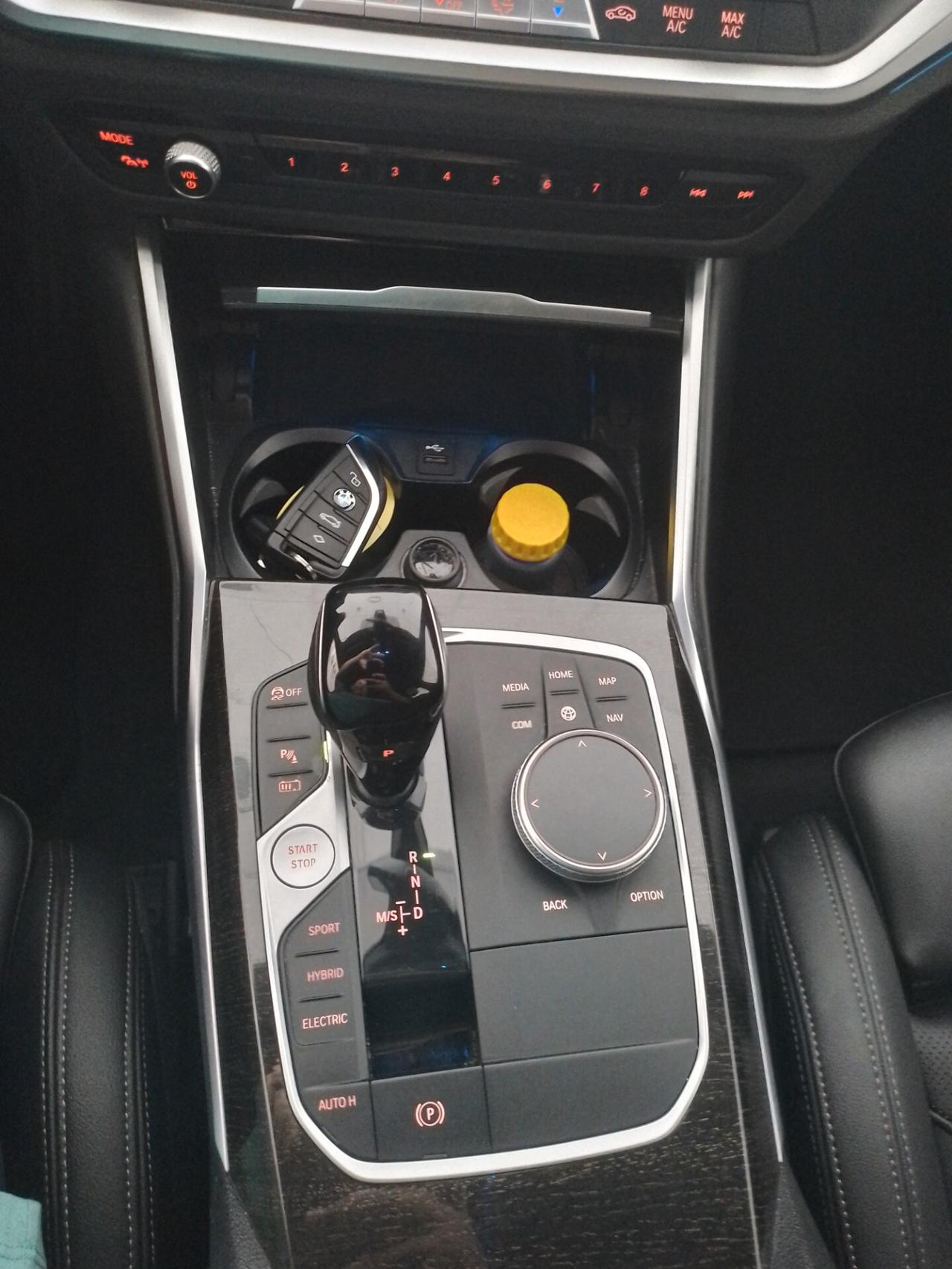 BNW 320E 2.0 Touring Luxury 163cv Plug-in Hybrid