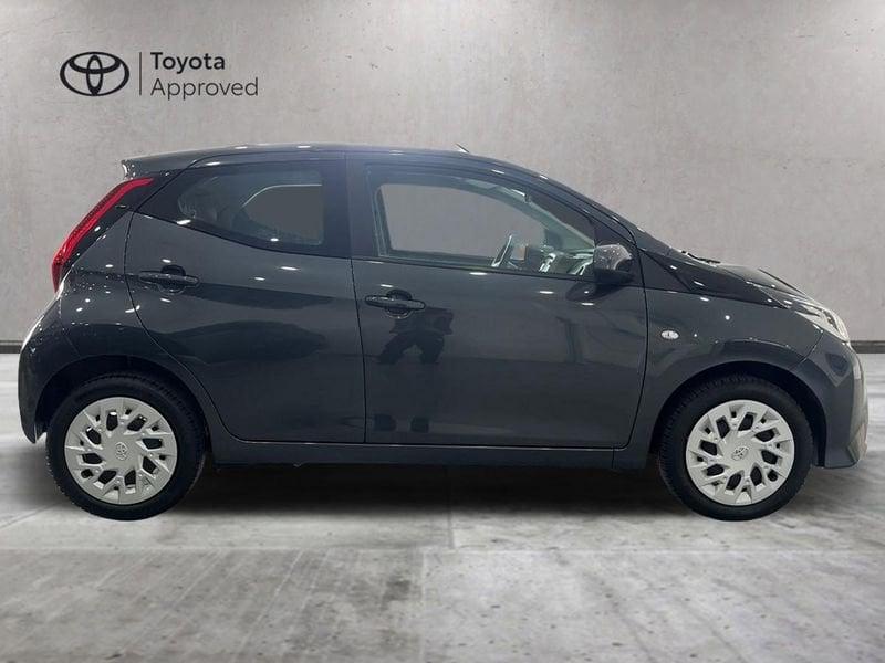 Toyota Aygo Aygo 5p 1.0 x-play m-mt 72cv