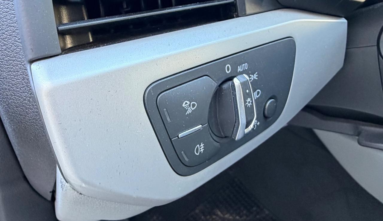 Audi A4 35 TDI/163 CV S tronic S line Edition