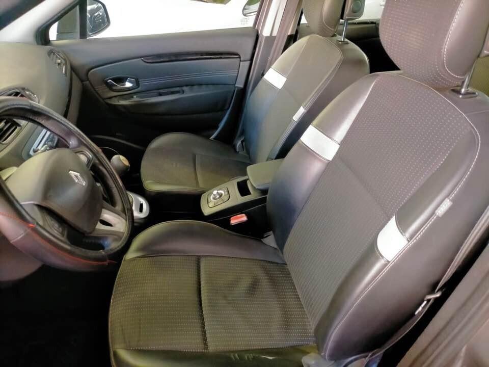 Renault Scenic X-MOD 110 CV