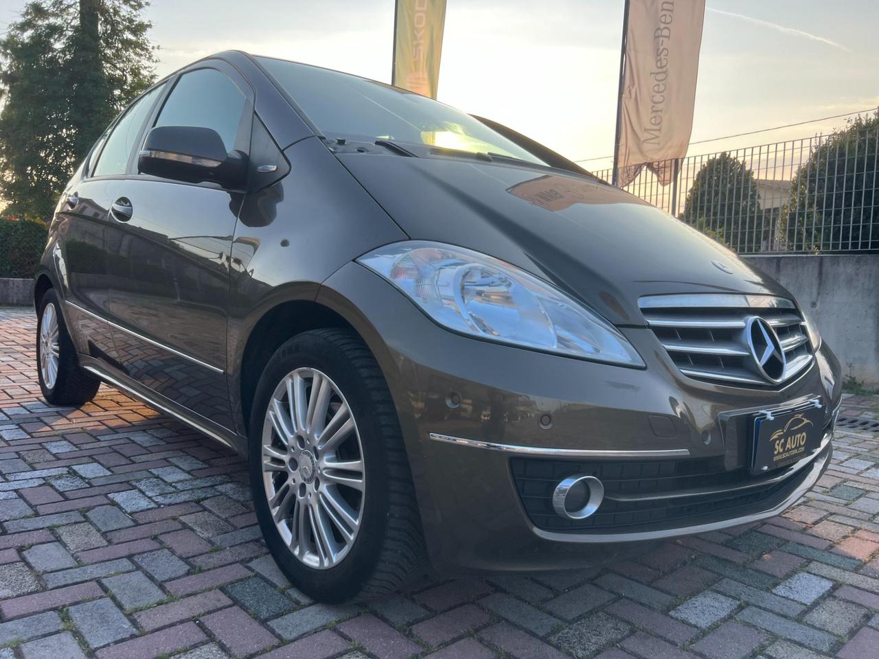 Mercedes A 160 CDI BlueEfficiency Elegance Berlina