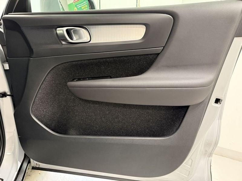 Volvo XC40 Recharge T4 Plug-in Hybrid auto Recharge Inscription Expression