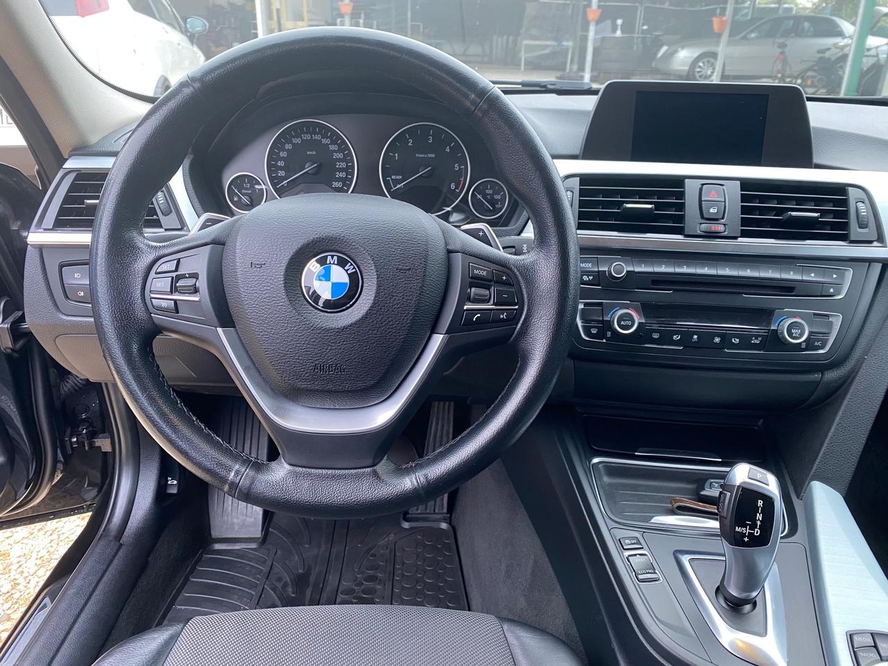 BMW 318 D TOURING MODERN - GANCIO TRAINO