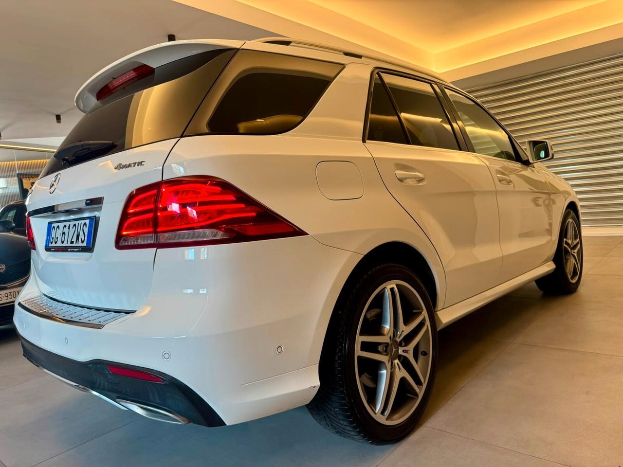 MERCEDES-BENZ GLE 350D 4MATIC PREMIUM UNIPRO