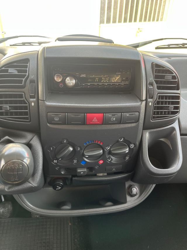 PEUGEOT Boxer 330MH 2.8 HDi cat PM-TA Furgone