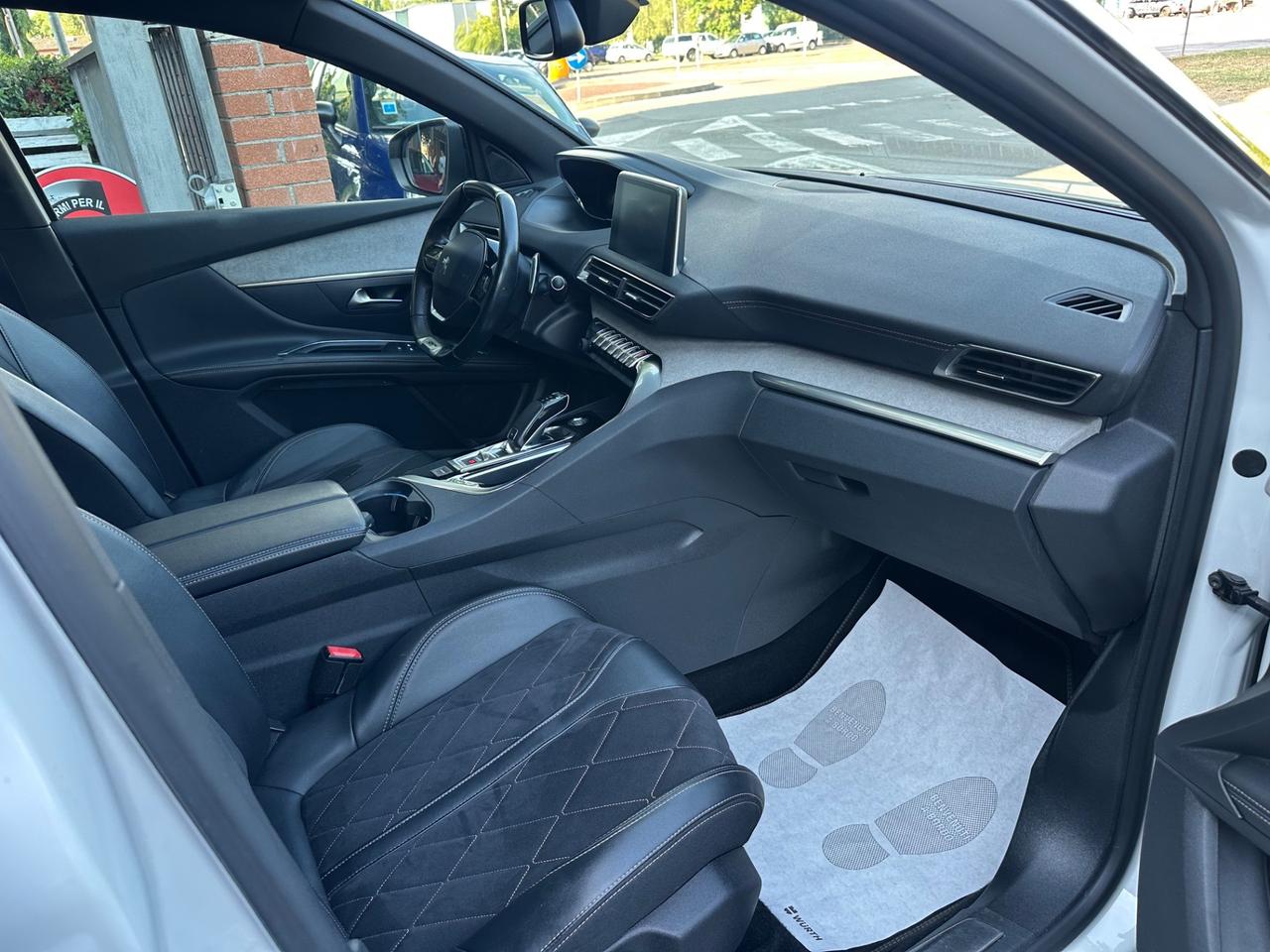 Peugeot 5008 BlueHDi 180 S&S EAT8 GT