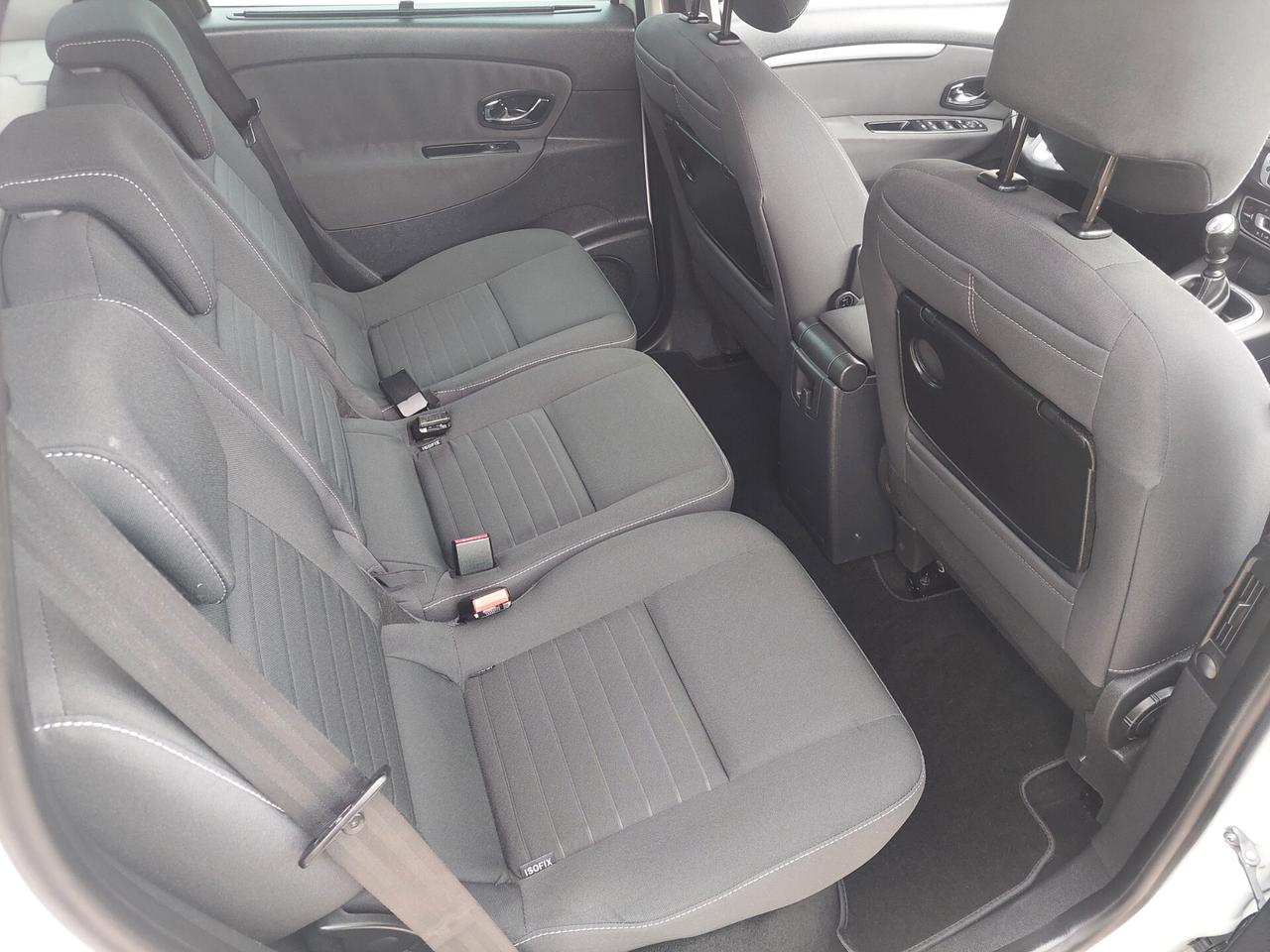 Renault Scenic XMod 1.5 dCi 110 CV Limited