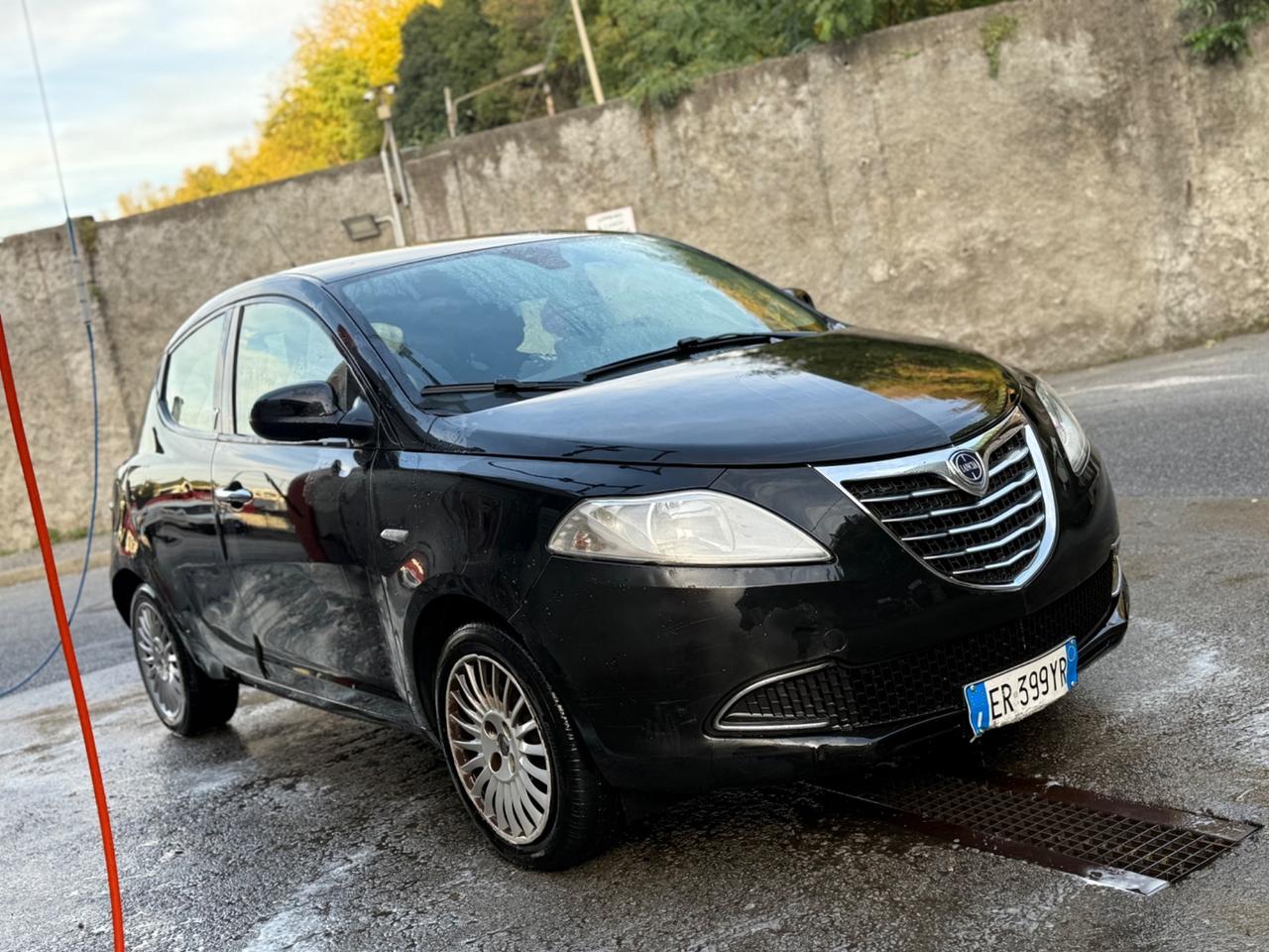 LANCIA YIPSILON 1.3 MTJ 5 PORTE PRONTA IN CONSE