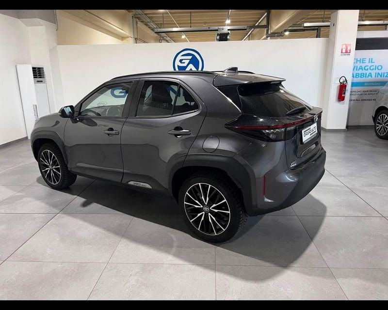 Toyota Yaris Cross 1.5h Lounge fwd 116cv e-cvt