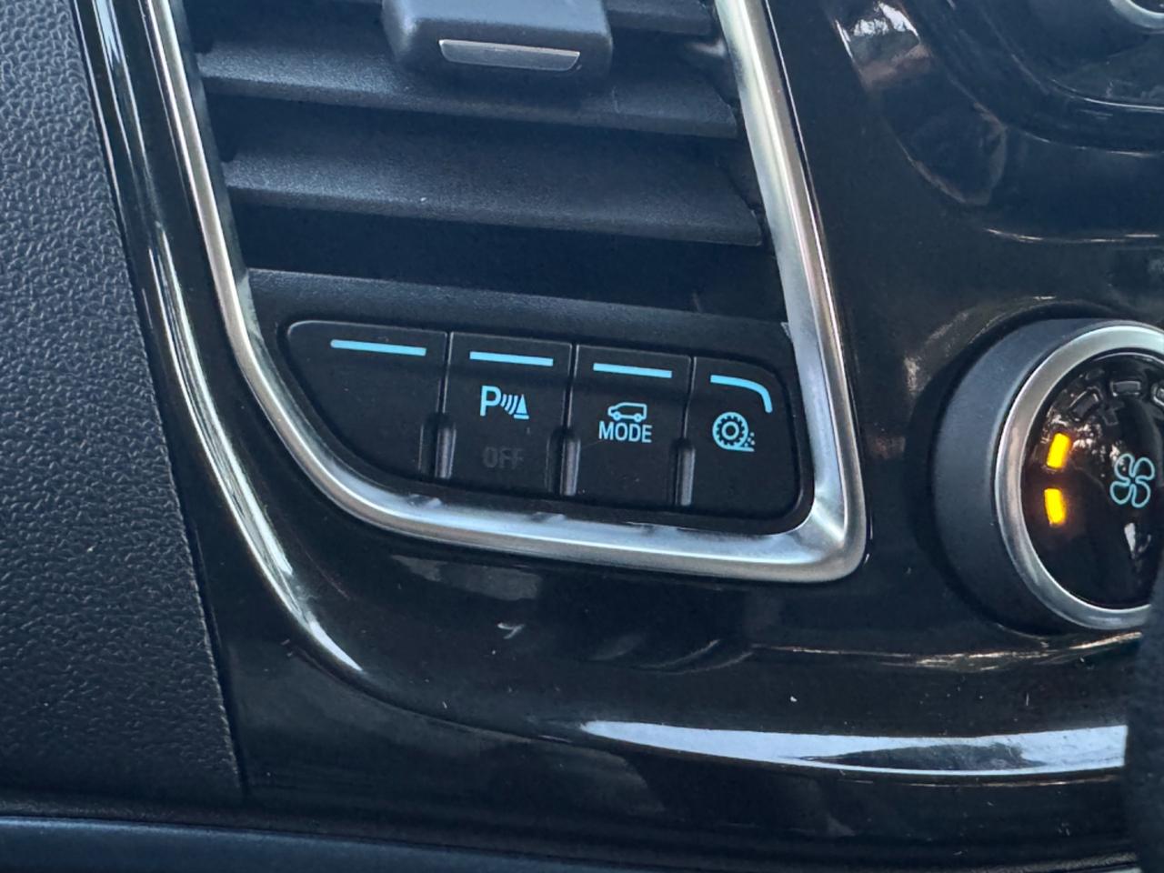 Ford Tourneo Custom 320 2.0 EcoBlue 170CV aut. PL Active