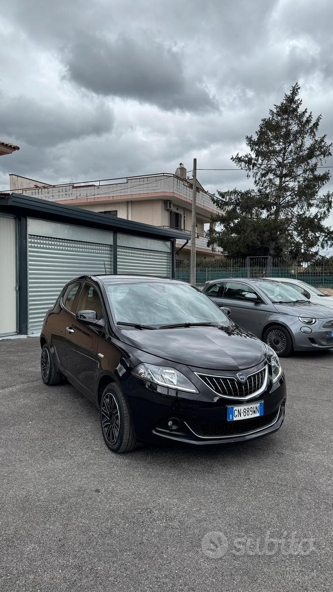 LANCIA YPSILON ALBERTA FERRETTI NUOVA