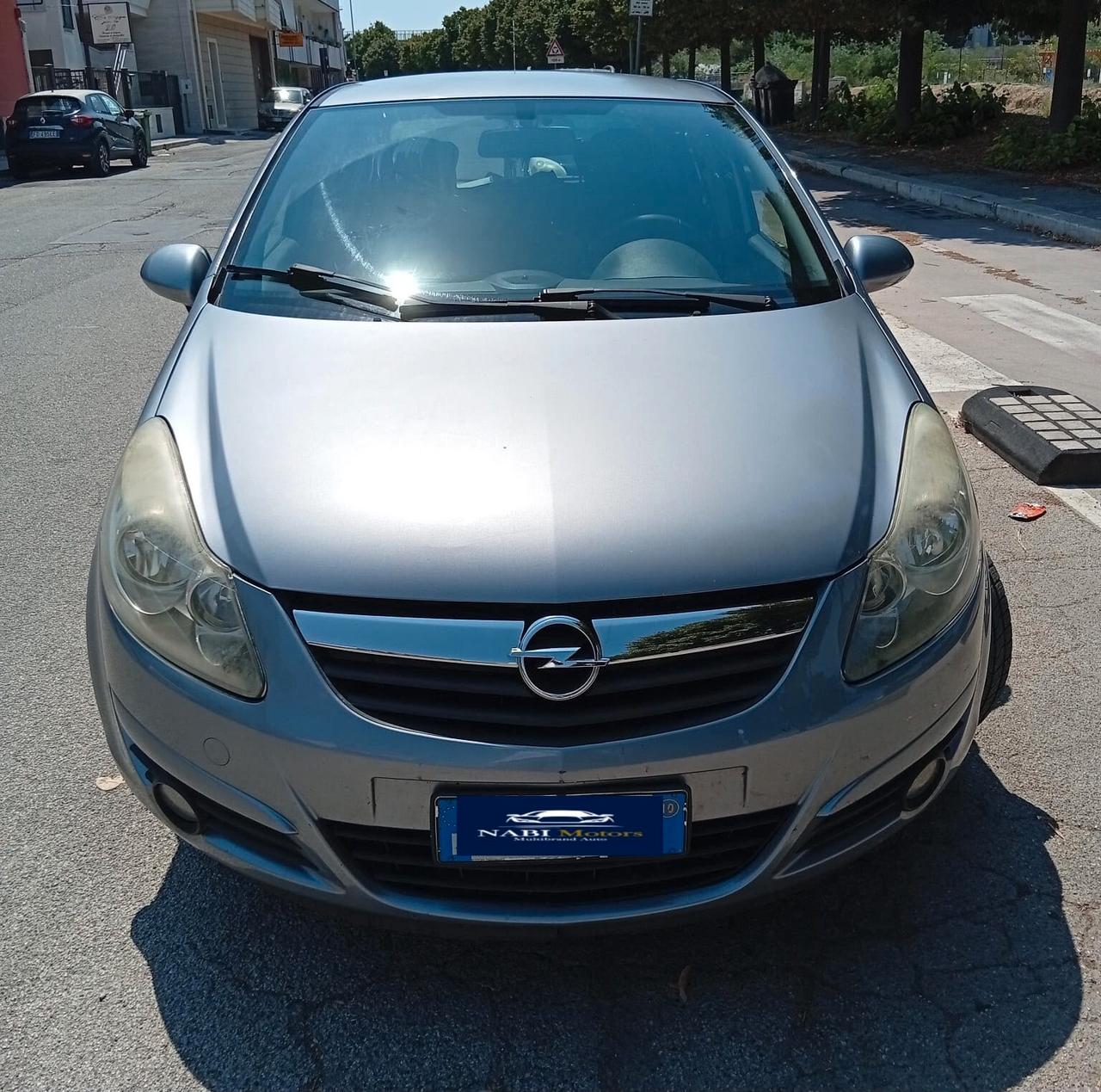 Opel Corsa 1.2 80CV 5 porte GPL