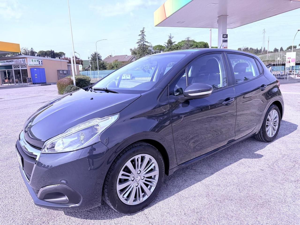 Peugeot 208 PureTech 82 Stop&Start 5 porte Allure