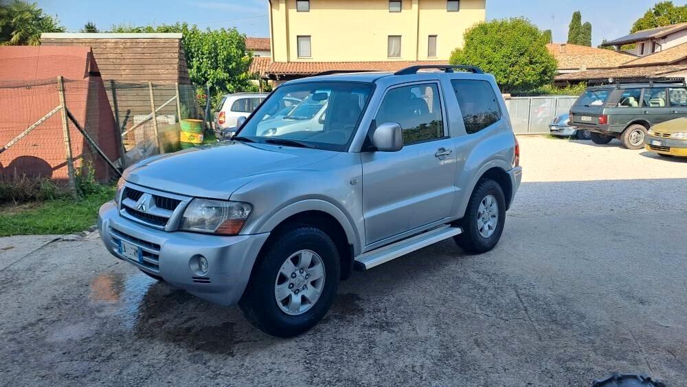 Mitsubishi Pajero 2.5 TDI 4x4 CORTO 2 differenziali bloccabili