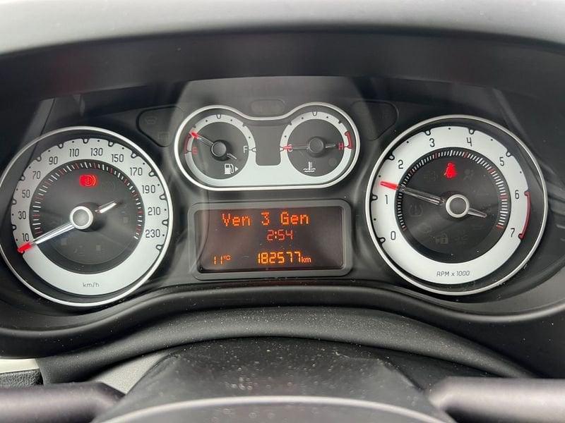 FIAT 500L 500L 1.4 95 CV Pop Star LEGGI