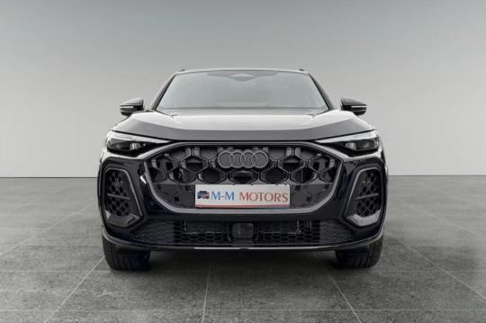 AUDI Q5 TDI q. 2x S line AHK Tech plus *AUTO SU ORDINAZIONE*