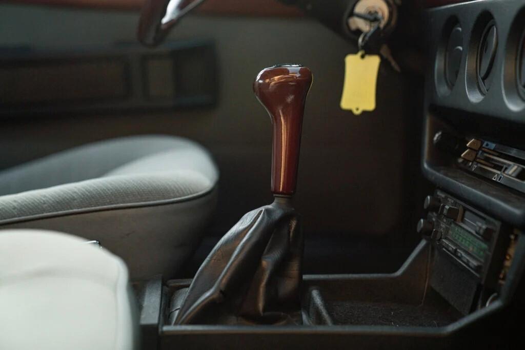 Alfa Romeo Alfetta 2.0i Quadrifoglio Oro