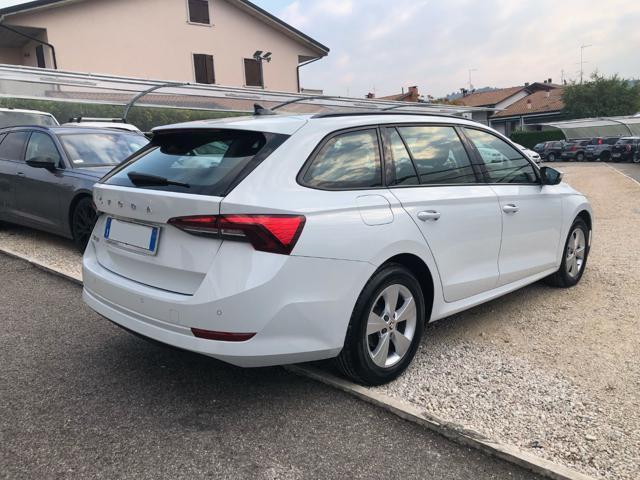 SKODA Octavia 2.0 TDI EVO SCR 150 CV DSG Wagon Executive OK NEOP