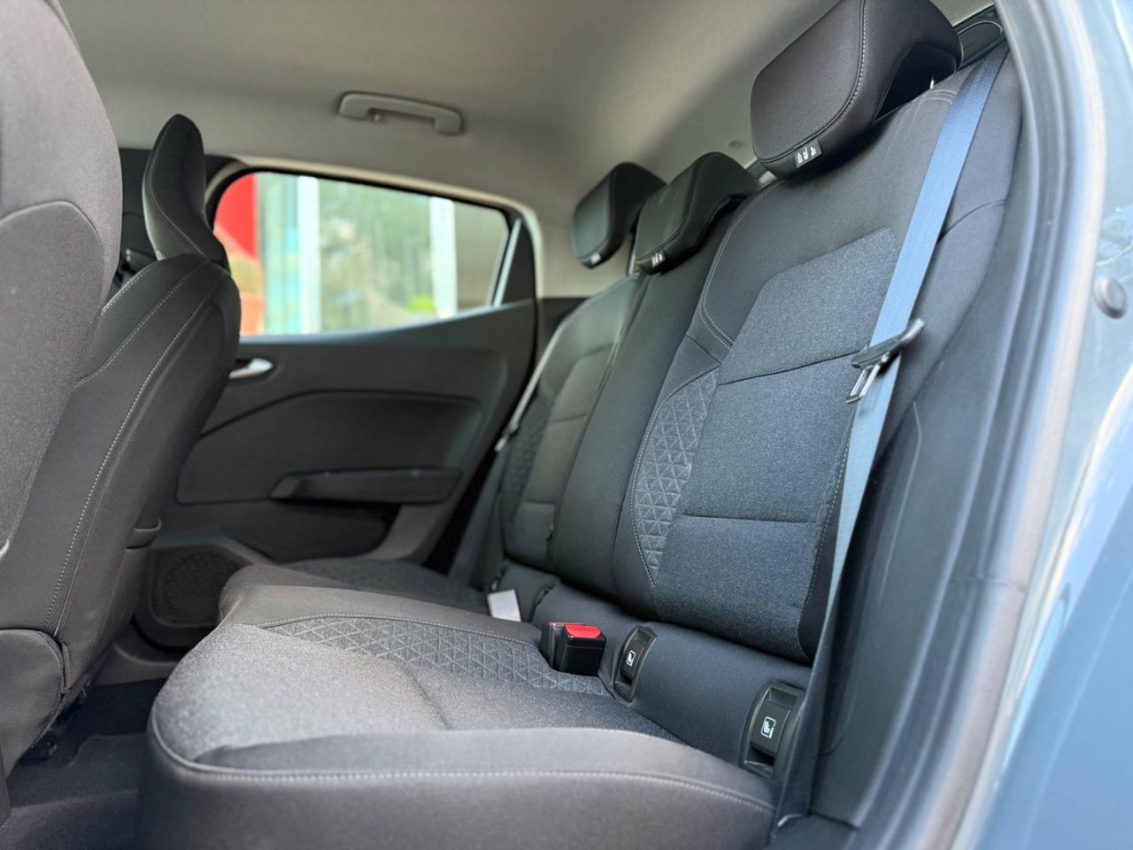 Renault Clio TCe 100 CV 5 porte Intens