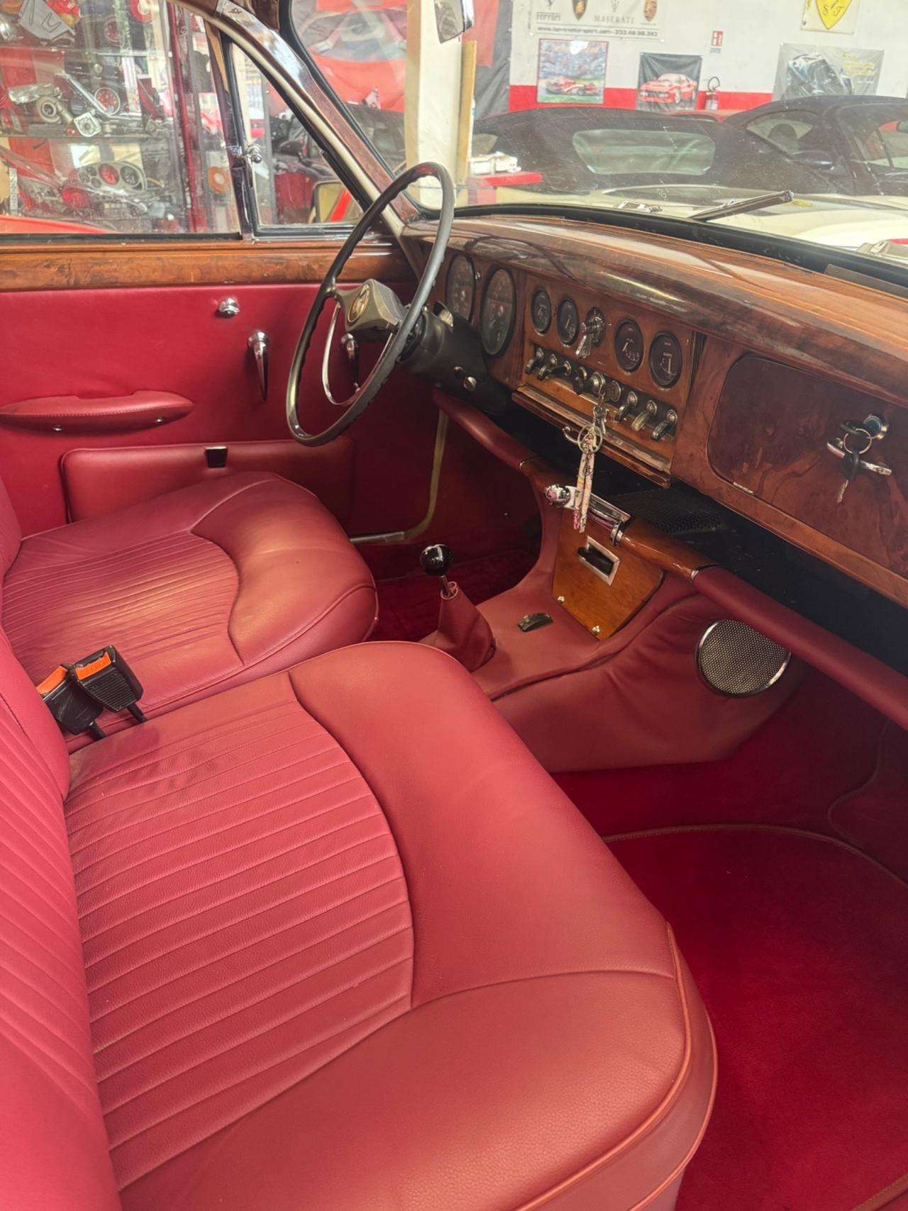 Jaguar S-Type 3.8 restaurata PERMUTE