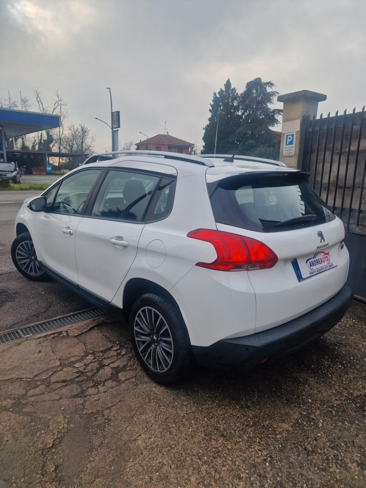 Peugeot 2008 PureTech 82 Active