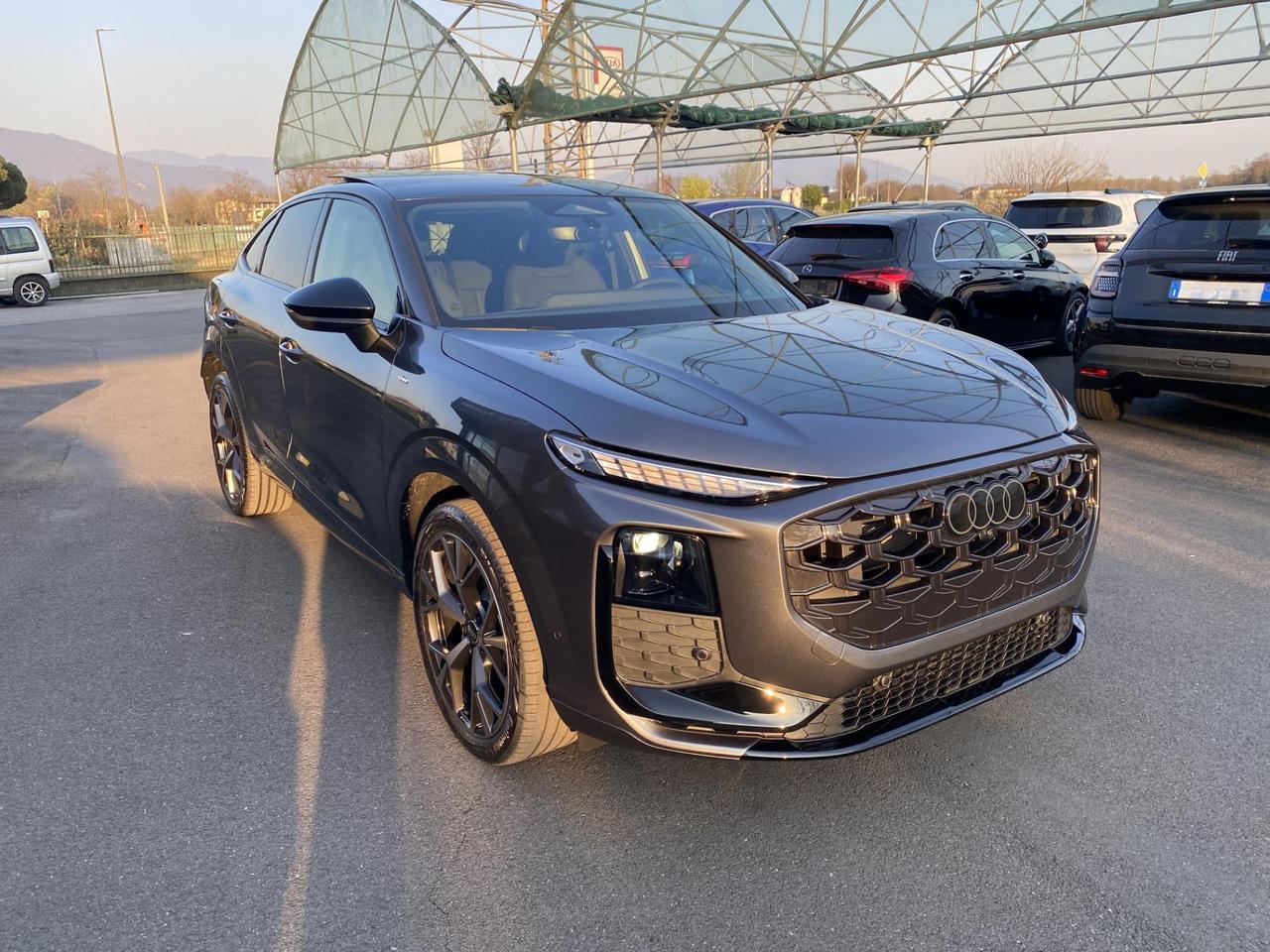 AUDI Q3 Sportback 2.0 tdi S line 150cv s-tronic, CERCHI 20, TETTO