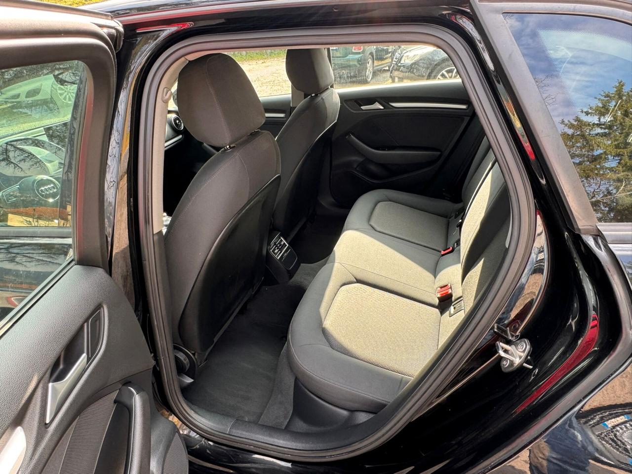 Audi A3 SPB 1.6TDI SPORT GARANZIA 1 ANNO