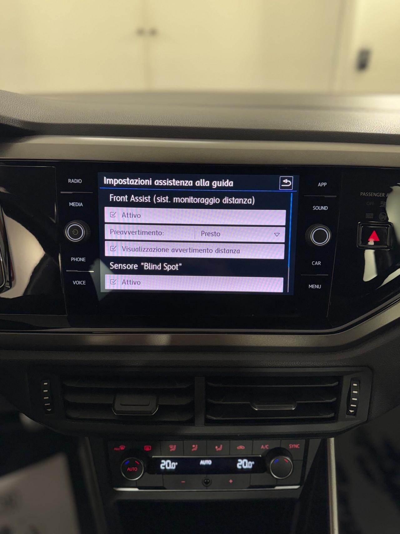 Volkswagen Polo BLUEMOTION TECHNOLOGY, SENSORI ANT & POS, RICARICA WIRELESS, APLLECARPLAY ANDROI