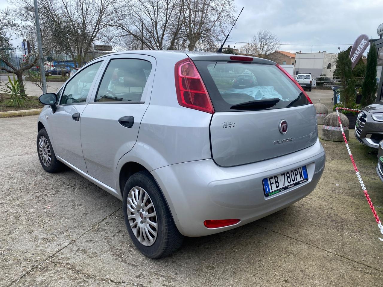 Fiat Punto 1.4 8V 5 porte Natural Power Lounge NEOPATENTATI