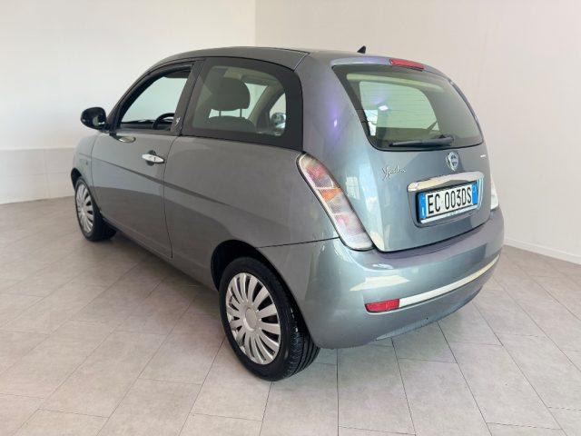 LANCIA Ypsilon 1.2 Versus
