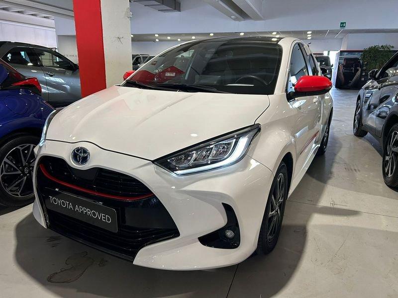 Toyota Yaris Hybrid Trend MY22