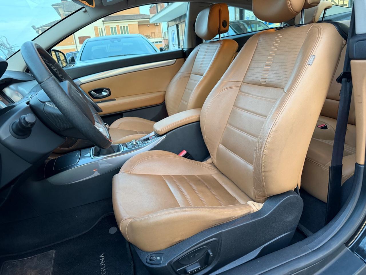 Renault Laguna Coupé 2.0 dCi 180CV 4Control