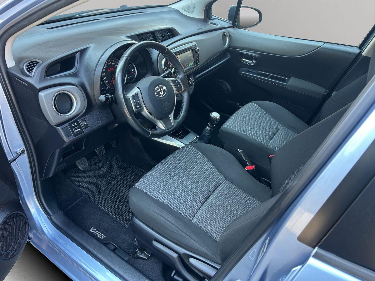 TOYOTA - Yaris - 1.4 D-4D 5p. Lounge