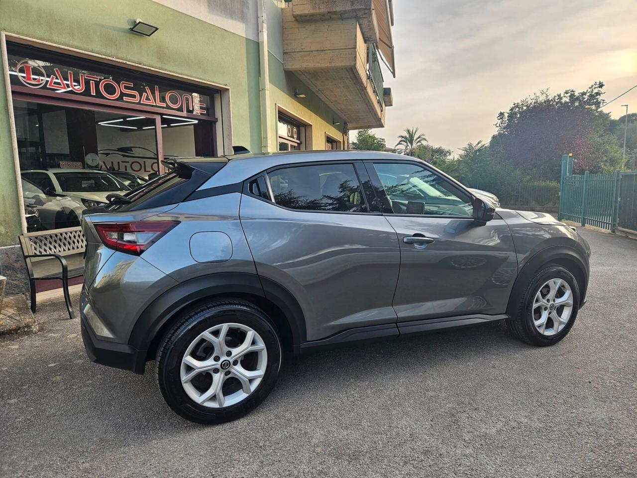 Nissan Juke 1.0 DIG-T 114 CV N-Connecta