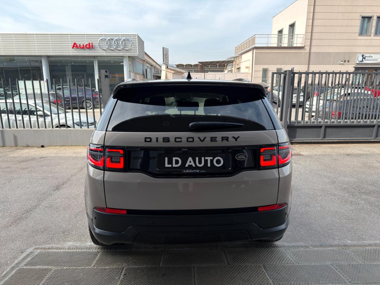 Land Rover Discovery Sport 2.0 TD4 163 CV AWD AUTOCARRO N1