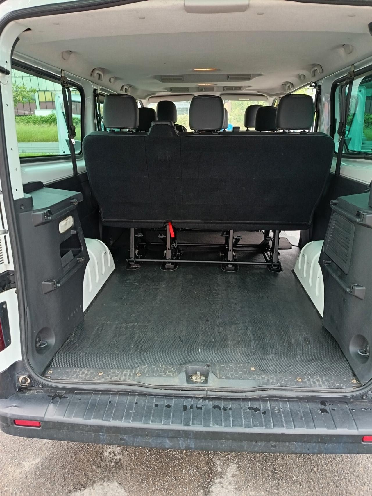 Renault Trafic T27 1.6 dCi 120CV PL 9 POSTI EURO 6