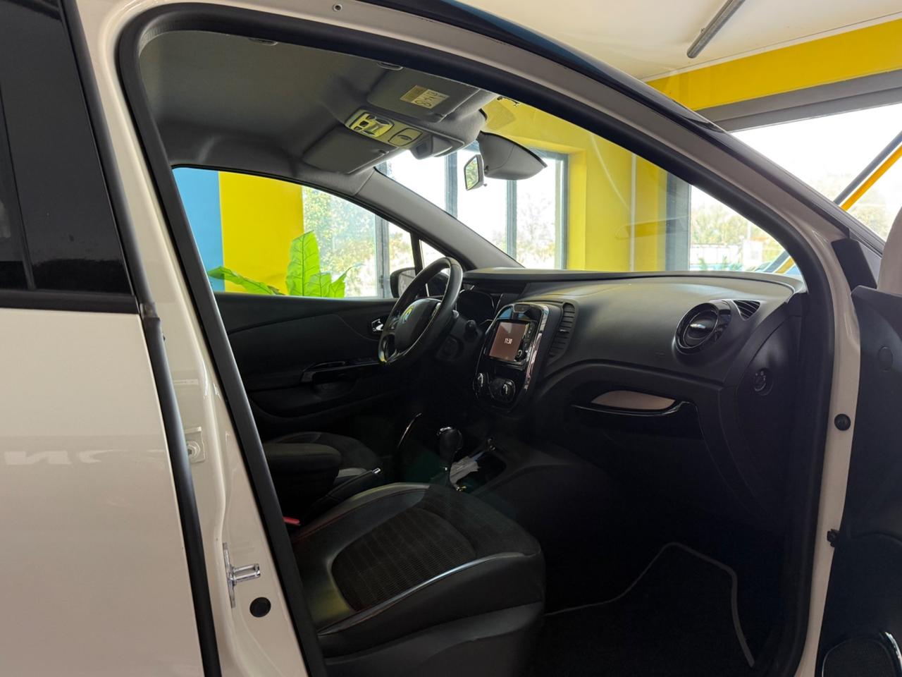 Renault Captur 1.5 dCi 8V 90 CV accetto permute e finanziamenti