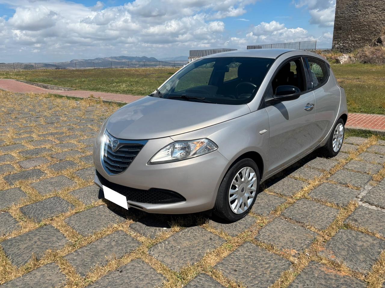 Lancia Ypsilon 1.2 Gold
