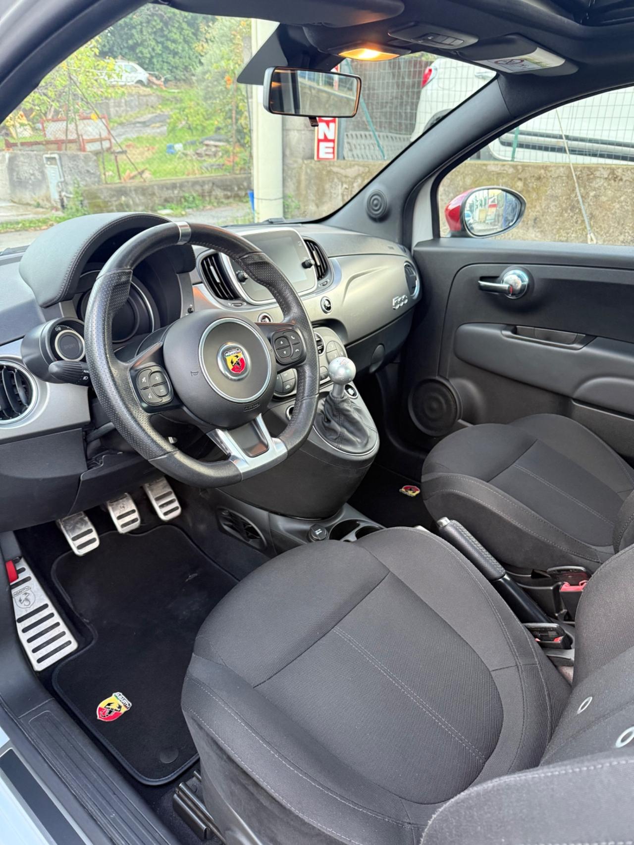 Abarth 595 1.4 Turbo T-Jet 165 CV Turismo