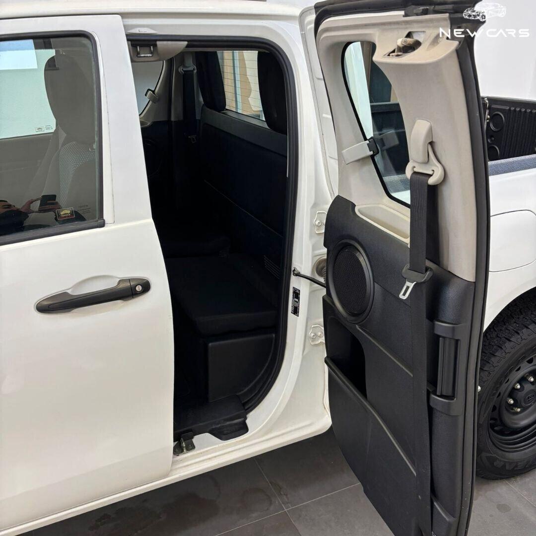 Toyota Hilux 2.4 D-4D 4WD 4 porte Extra Large Comfort