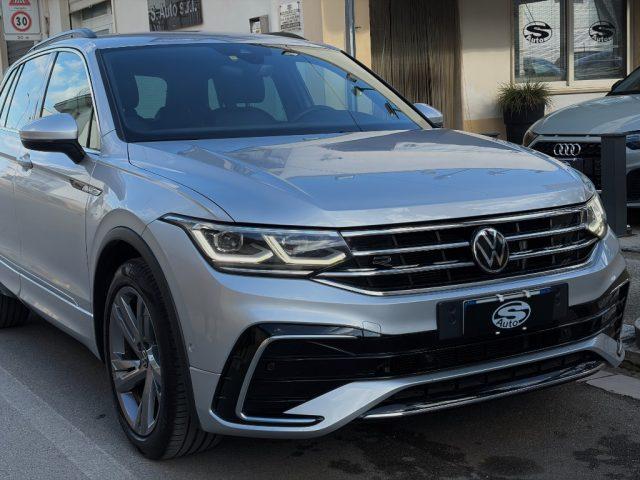 VOLKSWAGEN Tiguan 2.0TDI 150 DSG R-Line *69000KM*