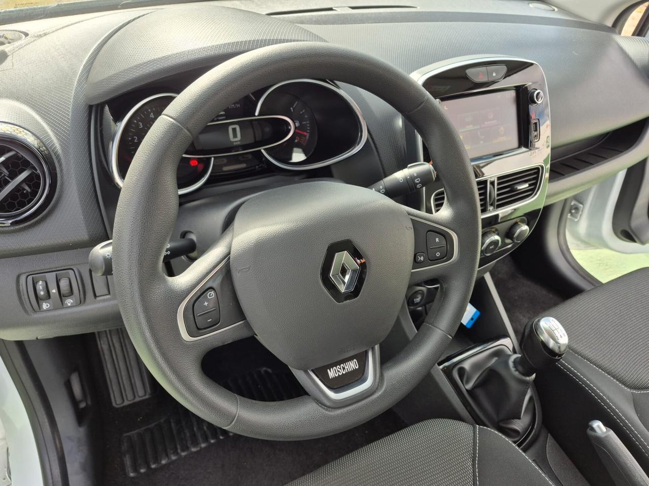 Renault Clio 1.5 dci 75 CV 5 Moschino Zen