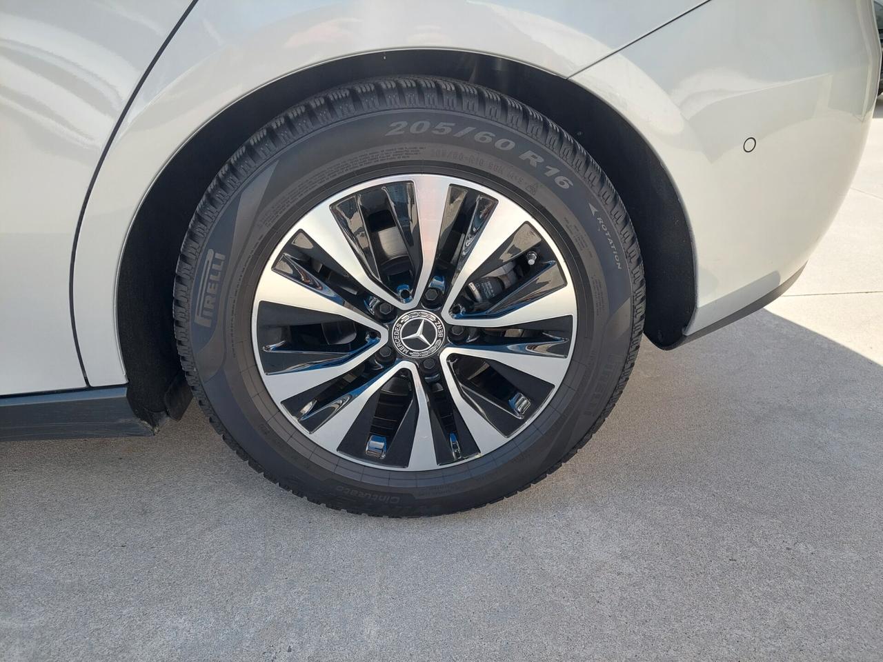 Mercedes-benz B 180 d Automatic AMG Line Premium