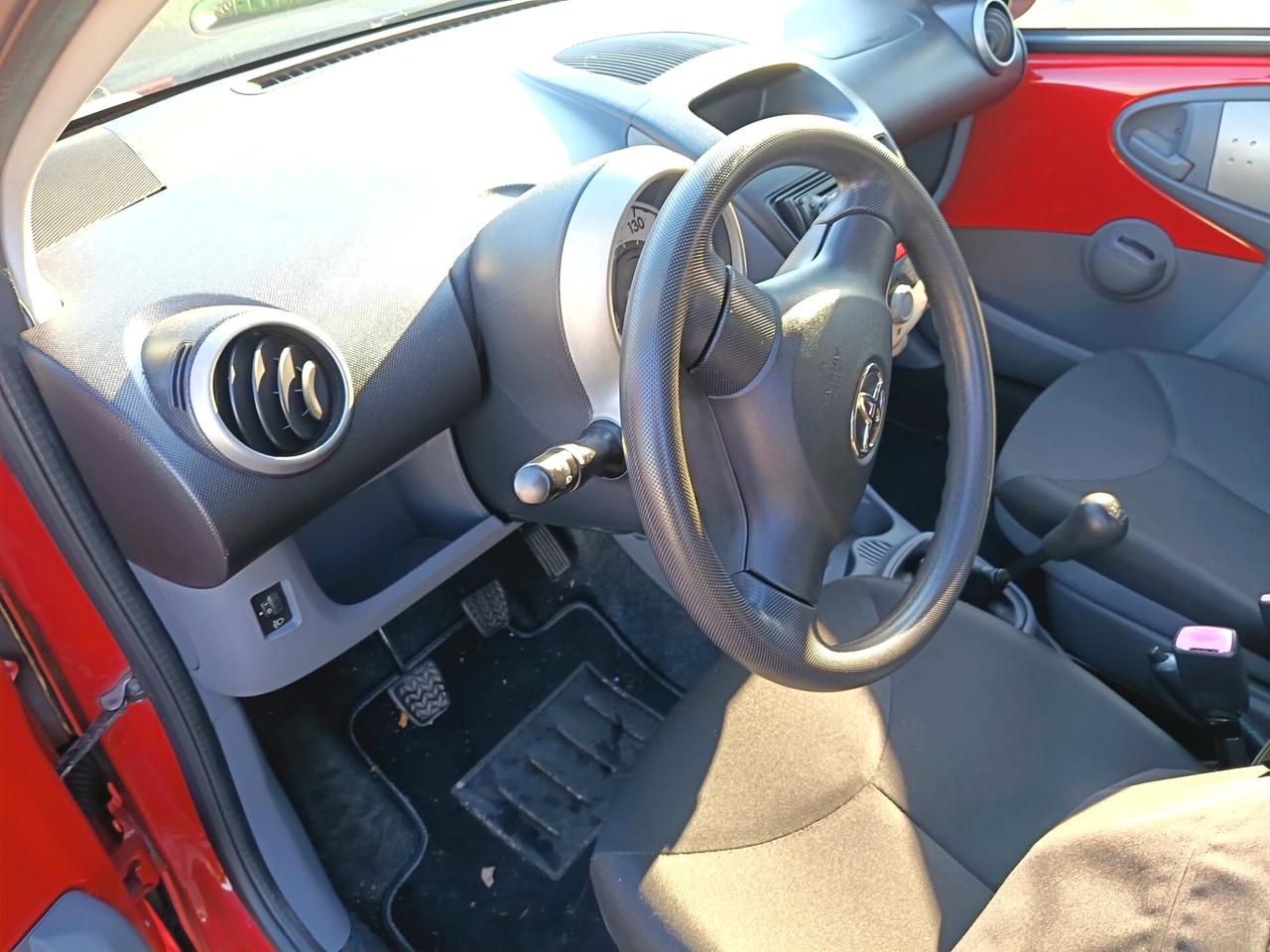 Toyota Aygo 1.0 12V VVT-i 3 porte Sol