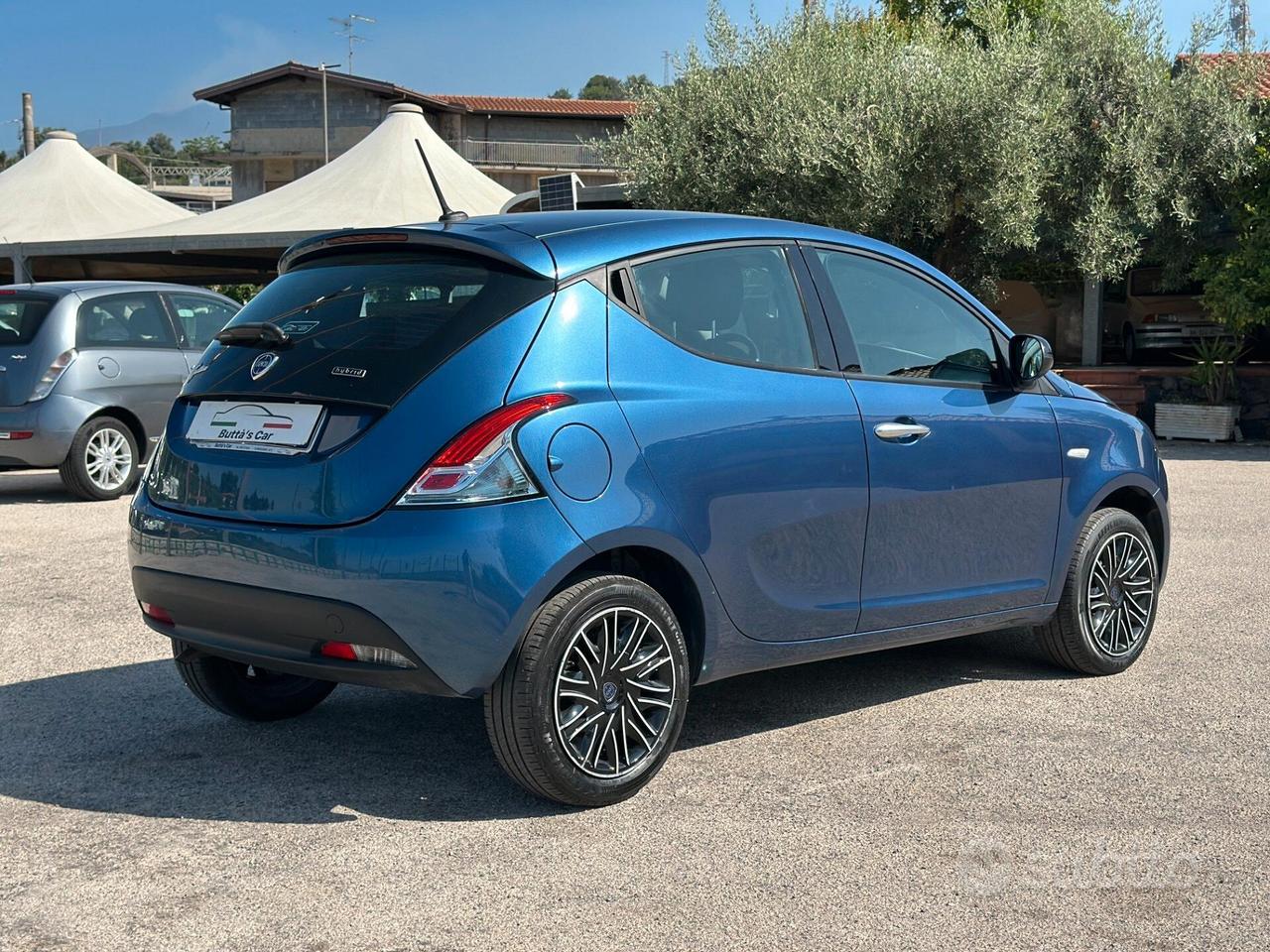 Lancia Ypsilon 1.0 FireFly 5 porte S&S Hybrid