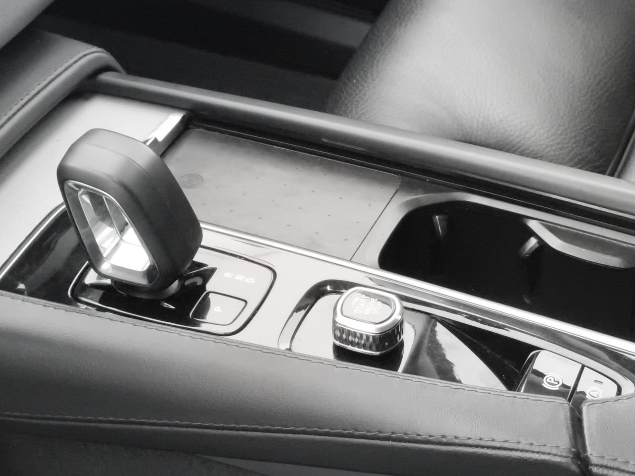 Volvo XC90 2.0 b5 Plus Dark awd 7 Posti