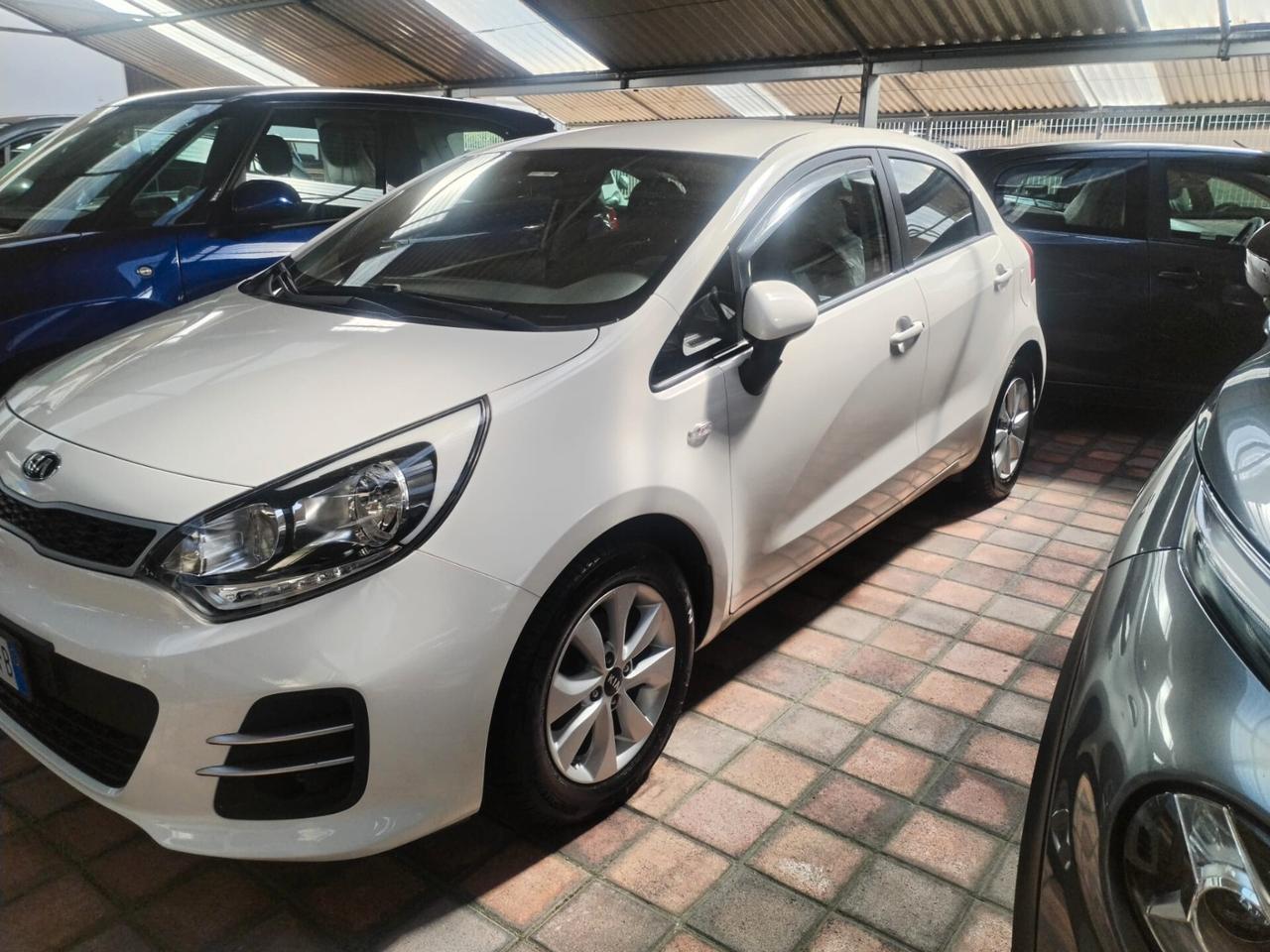 Kia Rio 1.1 CRDi 5p. Cool