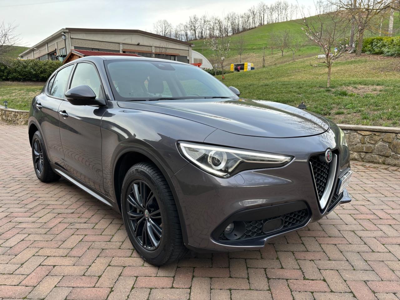 Alfa Romeo Stelvio 2.2 Turbodiesel 210 CV AT8 Q4 Executive